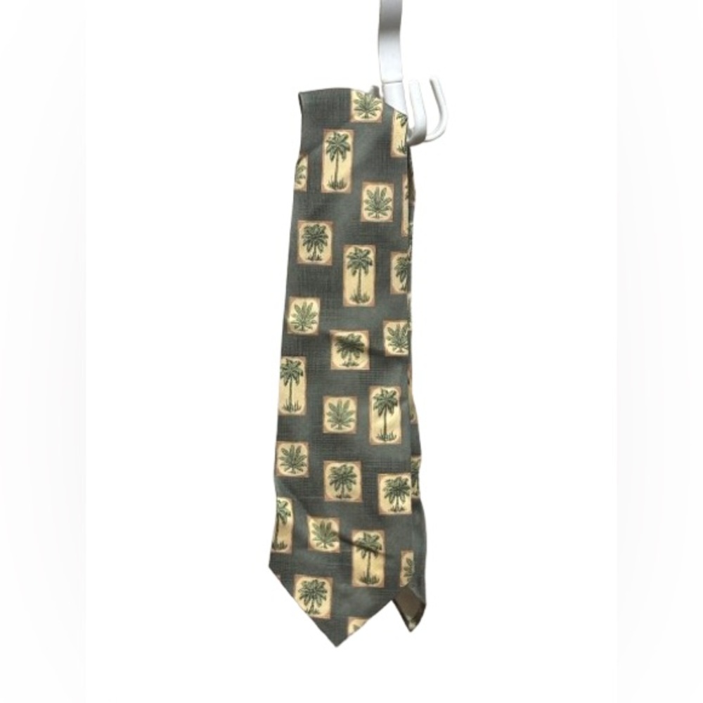 Tommy Bahama Olive Green and Beige Palm Motif Silk Tie
